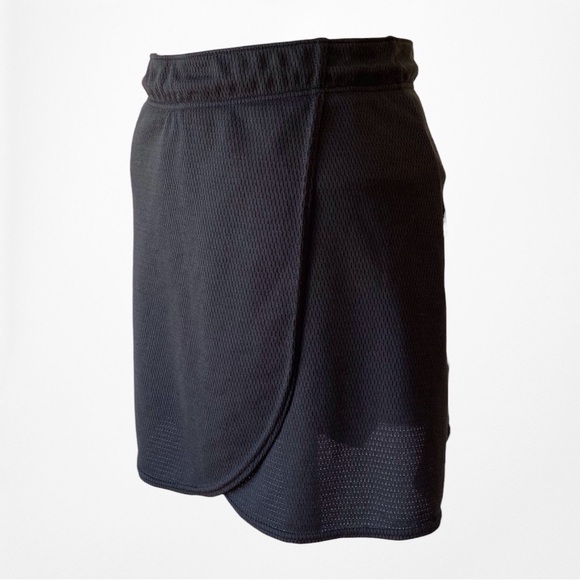 LOUIS GARNEAU Cycling Skirt with integrated shorts size small - Picture 3 of 12